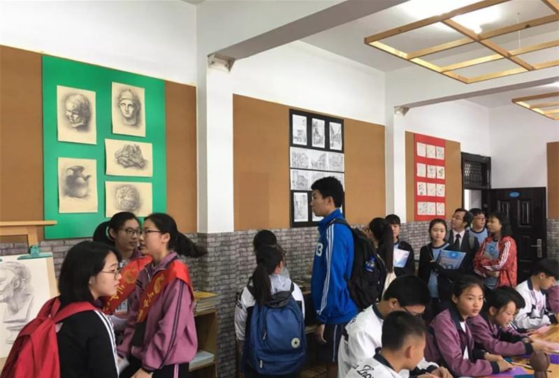 三中三澳門(mén)，探索與解析，三中三澳門(mén)，深度探索與解析