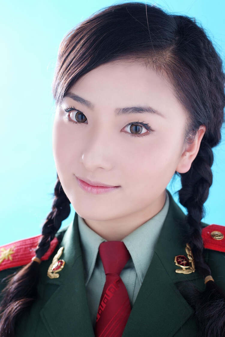 中國最漂亮的女兵照片第一名——展現(xiàn)英雄之美與榮耀印記，中國女兵第一名，榮耀印記與英雄之美的璀璨瞬間