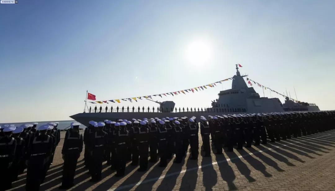南昌艦艦長(zhǎng)，一位海軍英雄的榮耀與擔(dān)當(dāng)，南昌艦艦長(zhǎng)，海軍英雄的榮耀與擔(dān)當(dāng)之旅