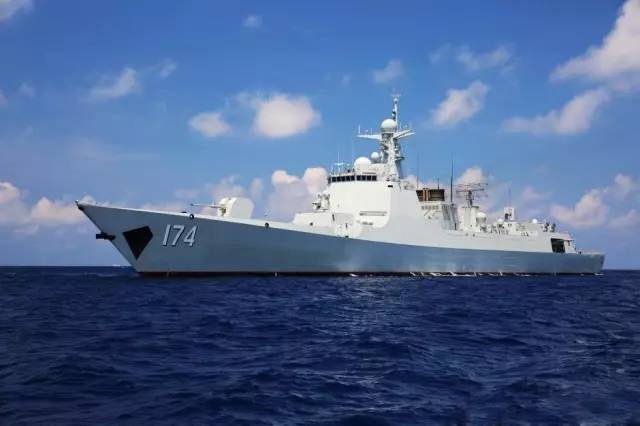 鄭州艦的服役地點，榮耀與擔當?shù)囊娮C，鄭州艦榮耀見證，服役地點與擔當?shù)臉s耀