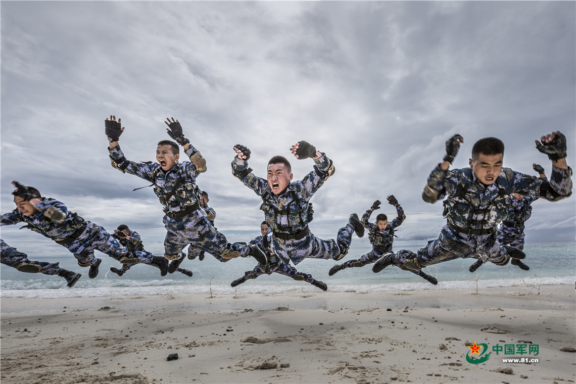 最新軍事圖片高清壁紙，展現(xiàn)現(xiàn)代軍事力量之美，現(xiàn)代軍事力量之美，高清壁紙軍事圖片展示