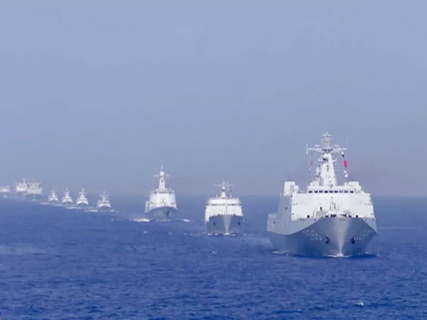 人民海軍成立70周年閱兵，輝煌成就與堅定前行，人民海軍成立70周年閱兵，輝煌成就鑄就，堅定前行展雄姿