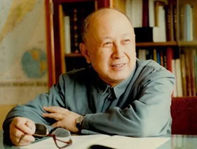 錢學森資料簡介，中國航天之父的傳奇人生，中國航天之父錢學森，傳奇人生的簡介