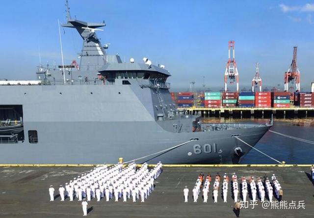 中國海軍節(jié)閱兵，展現(xiàn)中國力量的壯麗畫卷——紀(jì)念中國海軍節(jié)2022年盛大閱兵活動(dòng)，中國海軍節(jié)盛大閱兵，展現(xiàn)力量與榮耀的壯麗畫卷 2022年紀(jì)念活動(dòng)回顧
