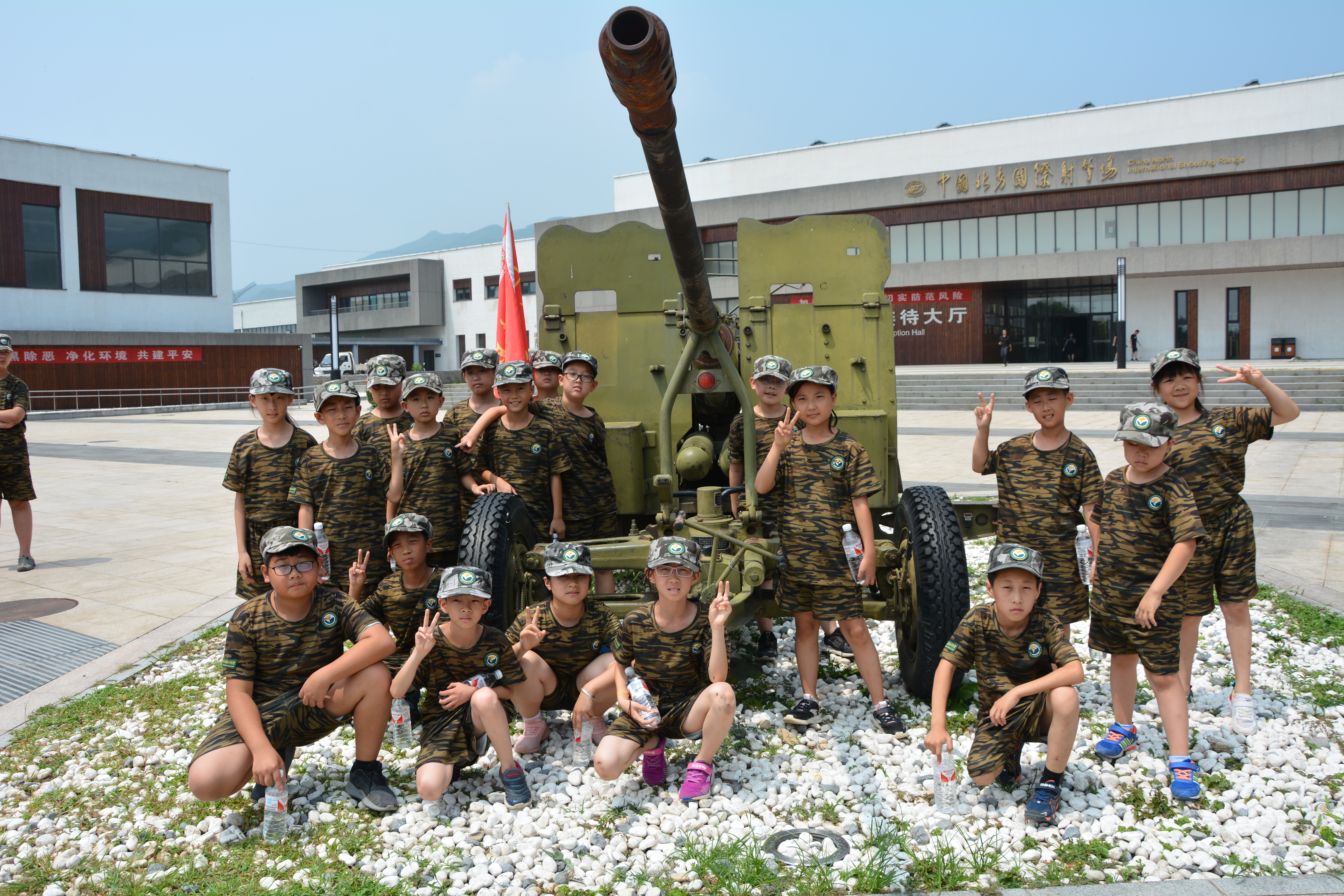 軍事夏令營照片，展現(xiàn)熱血青春的力量與榮耀，軍事夏令營照片，熱血青春的力量與榮耀展現(xiàn)