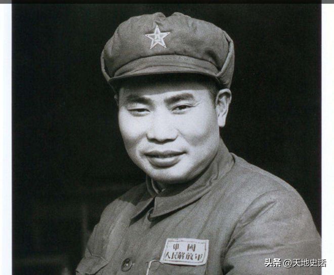 少將軍銜最厲害之處，深度解讀其背后所蘊(yùn)含的三重力量，揭秘少將軍銜背后的三重力量，權(quán)威、榮耀與深度影響力
