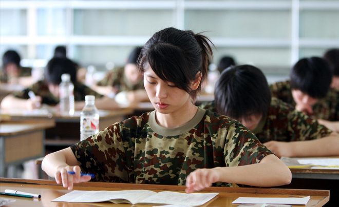 研究生畢業(yè)后如何報名加入部隊，一步步指引，研究生畢業(yè)后報名加入部隊的全步驟指引