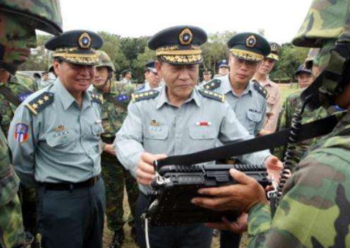 上將配多少警衛(wèi)，軍隊(duì)高級將領(lǐng)的安全護(hù)衛(wèi)力量解析，軍隊(duì)高級將領(lǐng)安全護(hù)衛(wèi)力量解析，上將配備多少警衛(wèi)？
