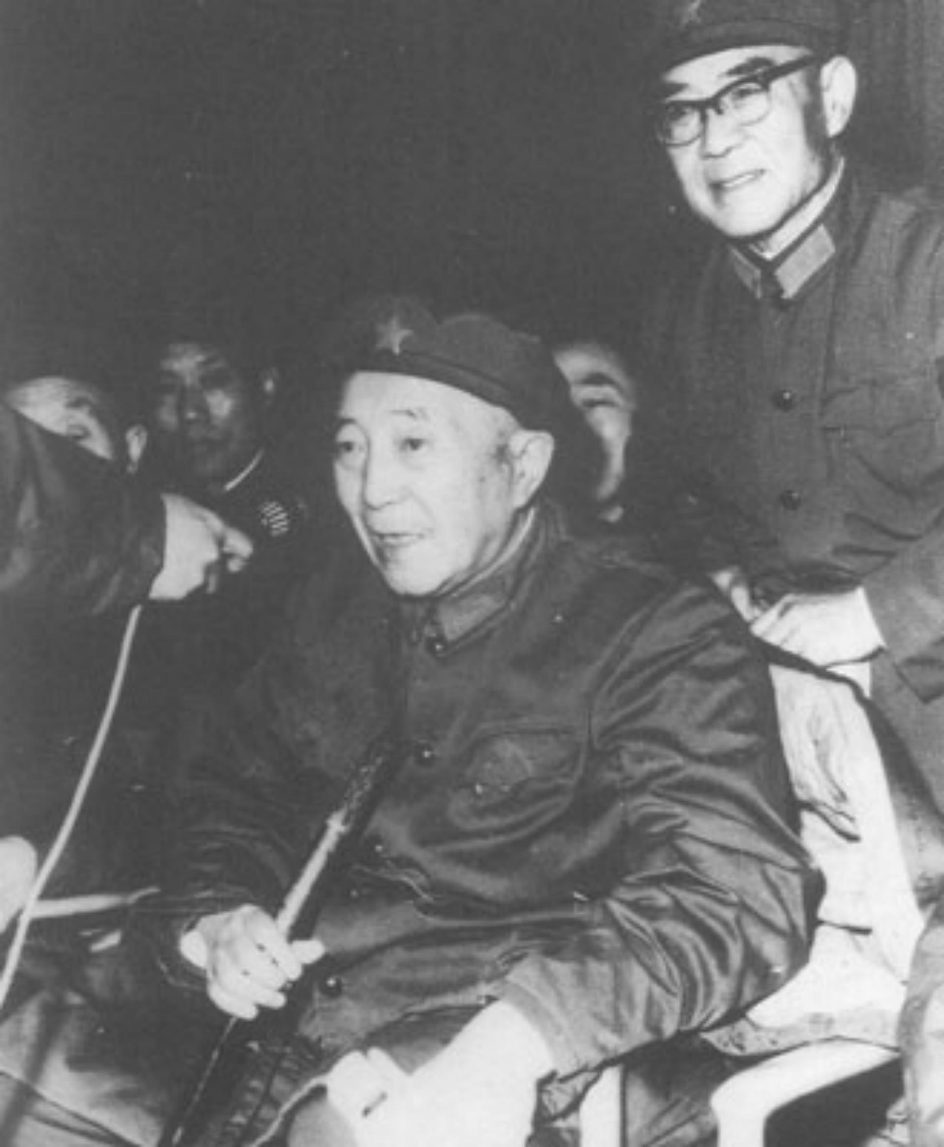 海外軍事網(wǎng)，全球軍事動(dòng)態(tài)的聚焦點(diǎn)，全球軍事動(dòng)態(tài)焦點(diǎn)，海外軍事網(wǎng)深度解析