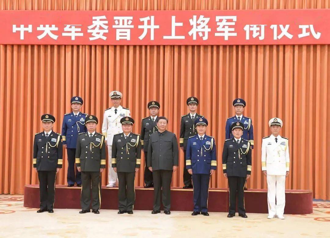 上將相當(dāng)于政府什么官，深度解析軍事官職與政府職位的對(duì)應(yīng)關(guān)系，上將相當(dāng)于政府什么官？深度解析軍事官職與政府職位的緊密關(guān)聯(lián)