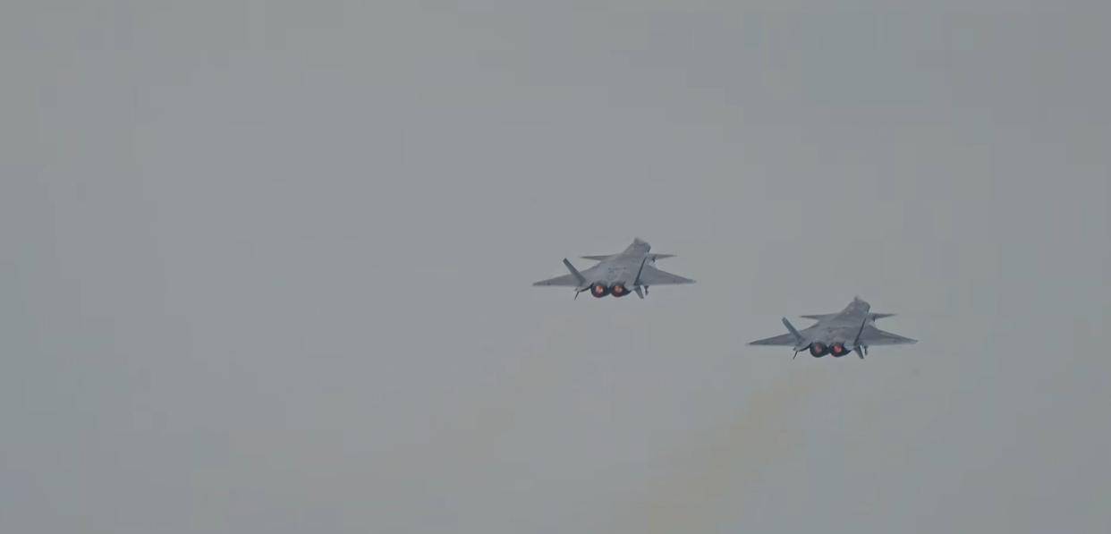 殲-20飛行速度，揭秘中國新一代隱身戰(zhàn)斗機的速度與性能優(yōu)勢，揭秘殲-20隱身戰(zhàn)斗機的速度與性能優(yōu)勢