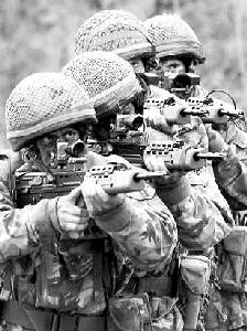 今日戰(zhàn)事新聞，全球軍事動態(tài)深度解析，全球軍事動態(tài)深度解析，今日戰(zhàn)事新聞綜述