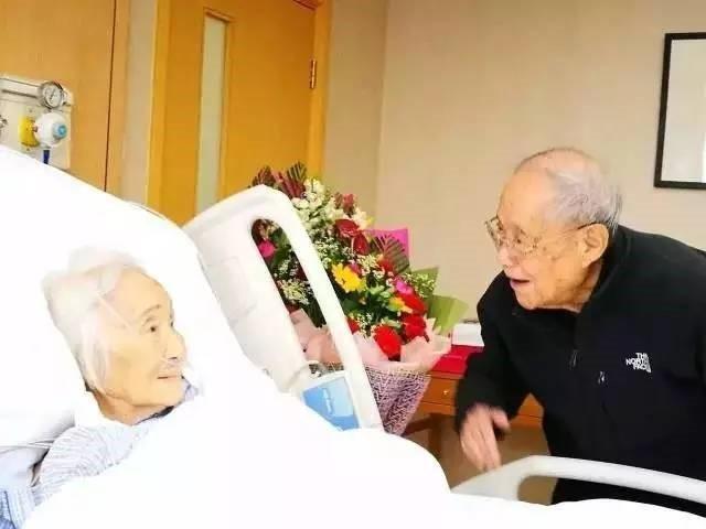 錢學(xué)森，傳奇科學(xué)家的卓越成就與無法衡量的級別，錢學(xué)森，卓越傳奇科學(xué)家的杰出成就與無法估量的價(jià)值