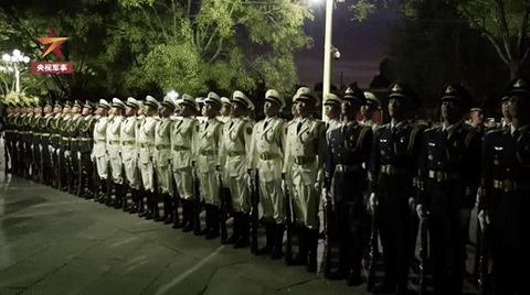 國(guó)慶閱兵是每年一次嗎？——深度解析與探討，深度解析與探討，國(guó)慶閱兵是否為每年例行活動(dòng)？