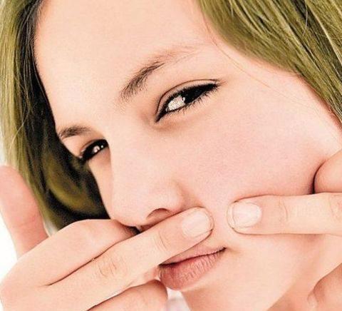 如何有效去除臉上的痘痘和痘印——全方位指南，全方位指南，如何有效去除臉部痘痘與痘印的方法