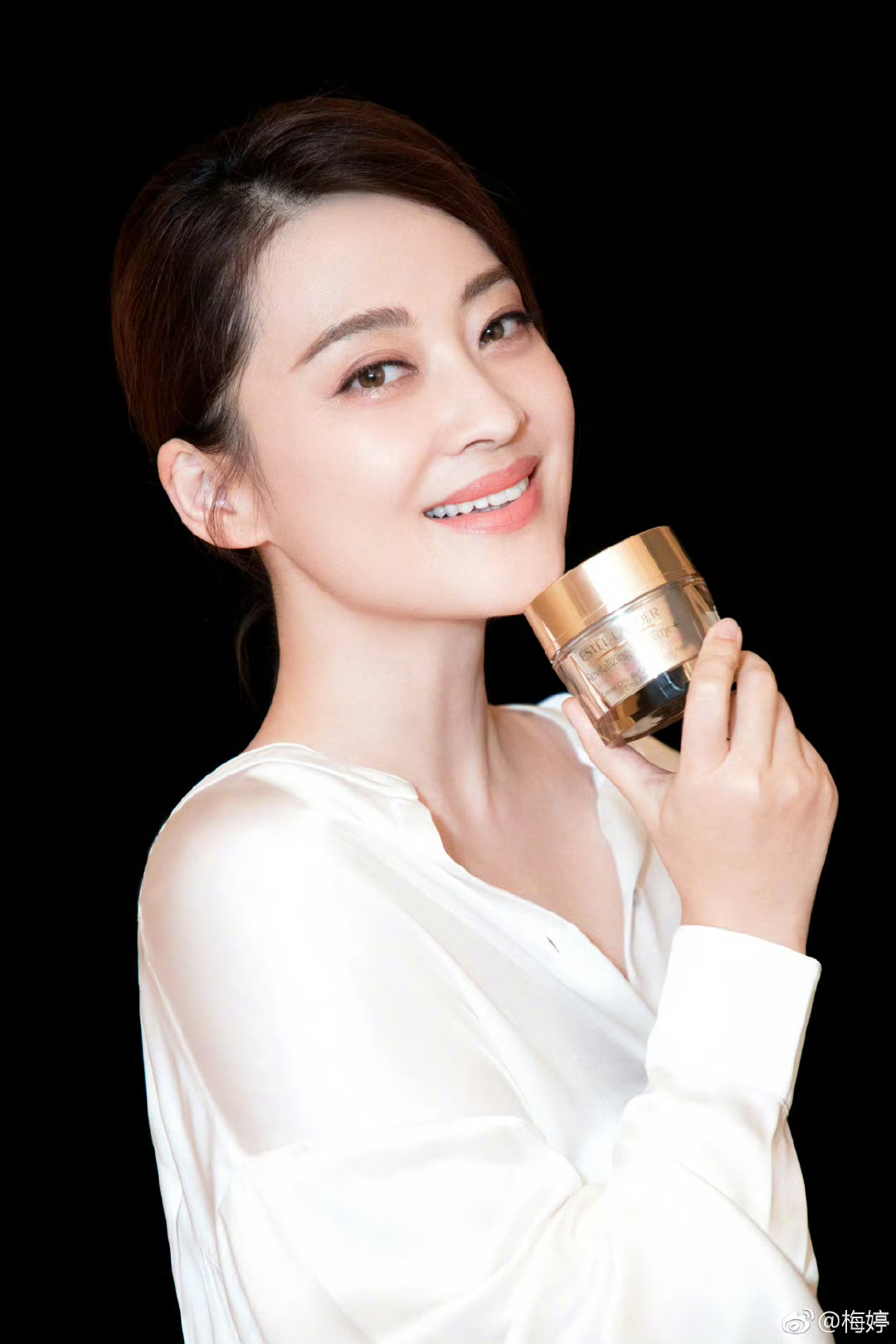 梅婷個(gè)人資料簡介 現(xiàn)任