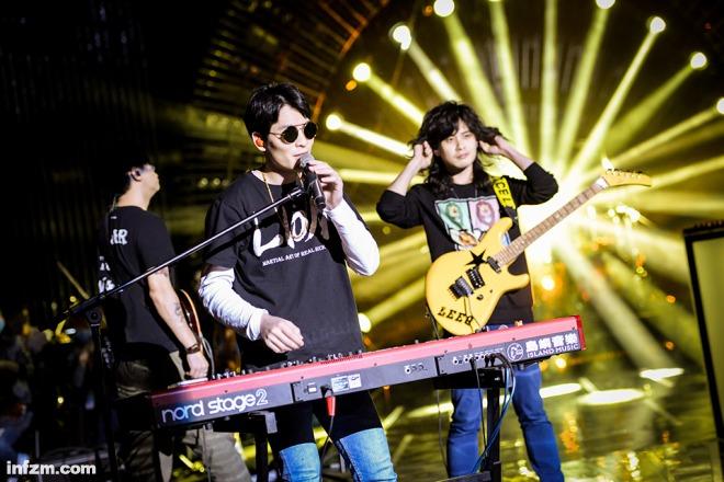 李健個(gè)人資料簡(jiǎn)介，音樂才子的人生軌跡，李健，音樂才子的人生軌跡概覽