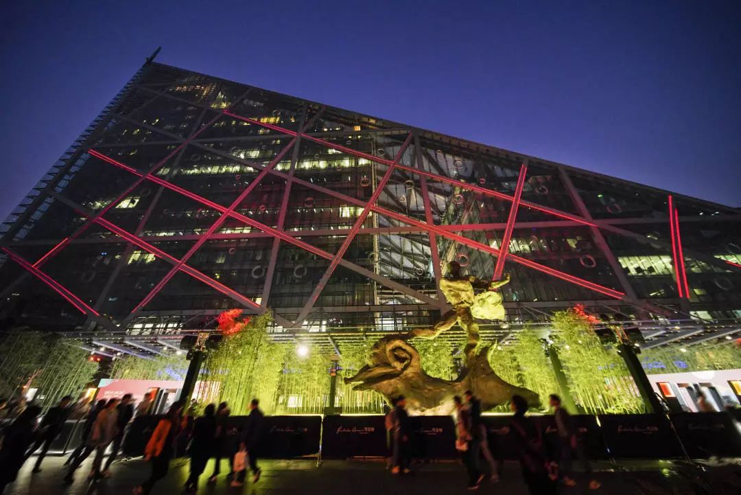 芳草地一碼一肖最準(zhǔn)確的預(yù)測(cè)與解析，芳草地一碼一肖精準(zhǔn)預(yù)測(cè)與深度解析