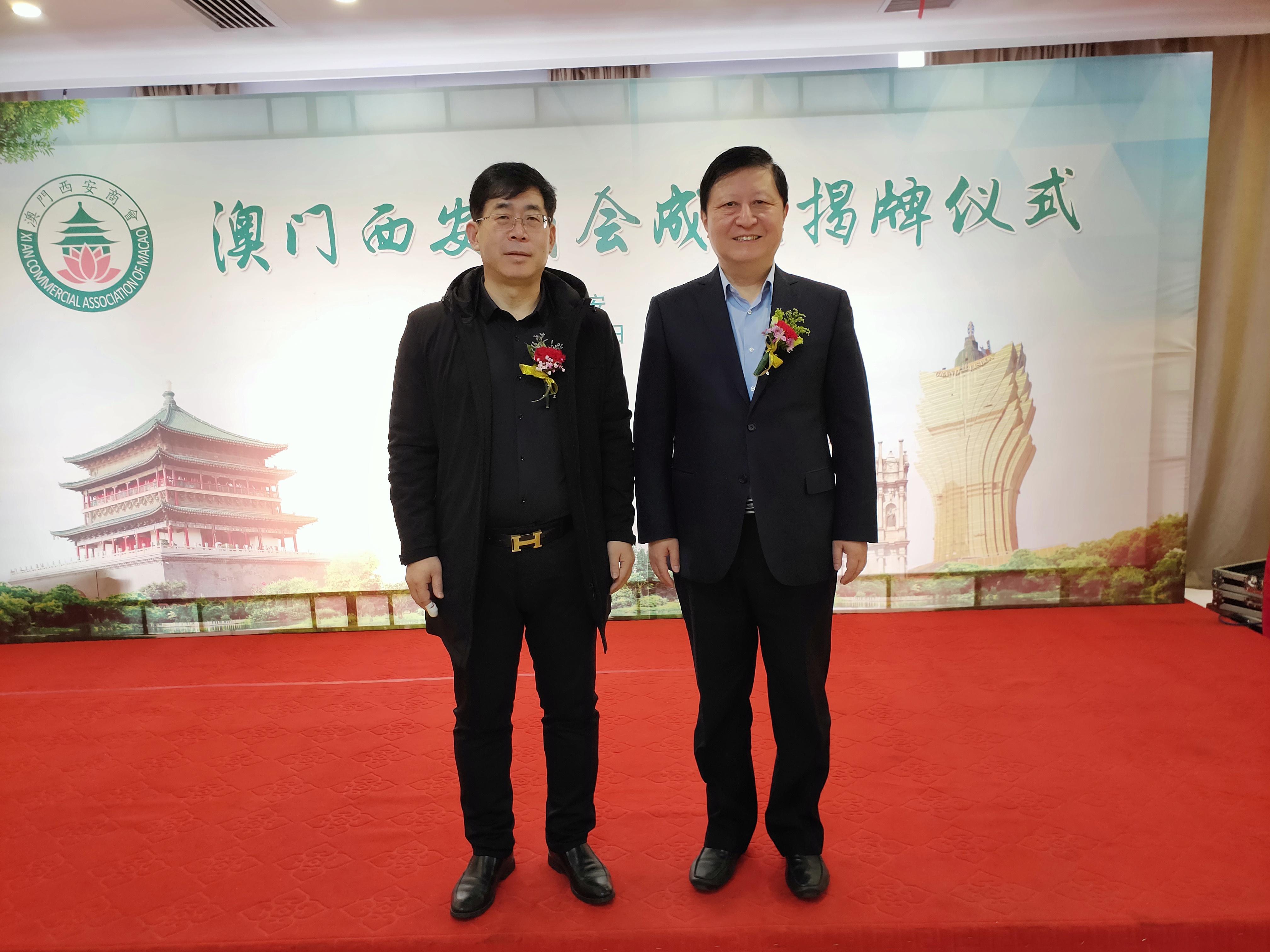 新澳門(mén)精準(zhǔn)四肖期中特公開(kāi)，探索澳門(mén)博彩文化及其魅力，澳門(mén)博彩文化探索，精準(zhǔn)四肖期中特公開(kāi)的魅力