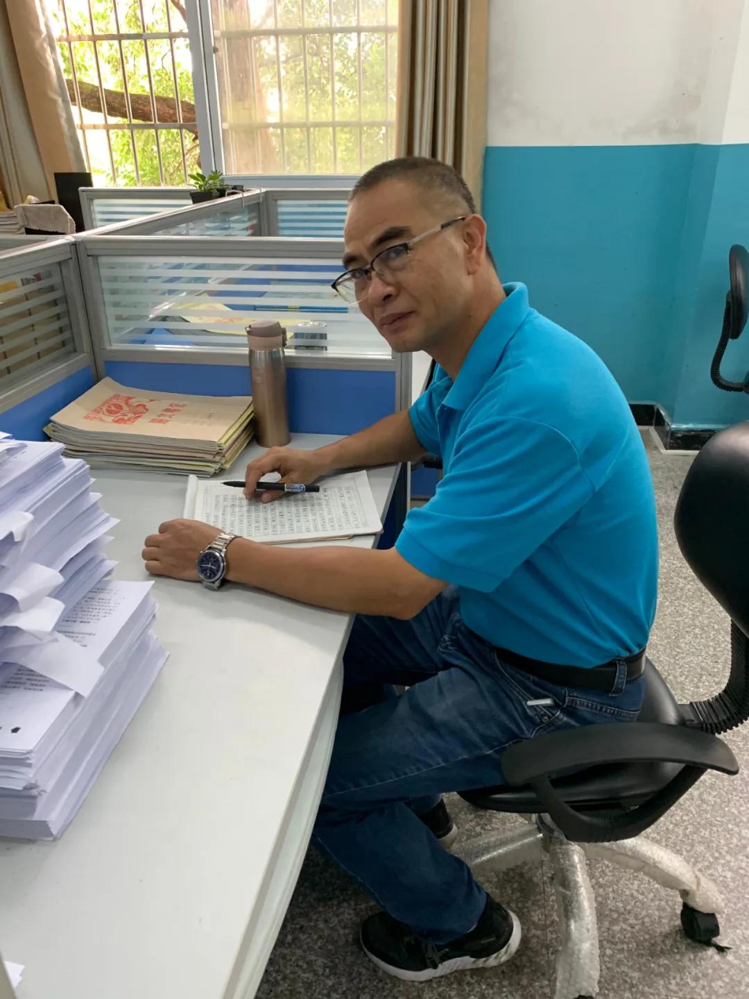 一肖拖一肖二中二組合分析，有多少組可能性？，一肖拖一肖二中二組合解析，可能性組合數(shù)量探究