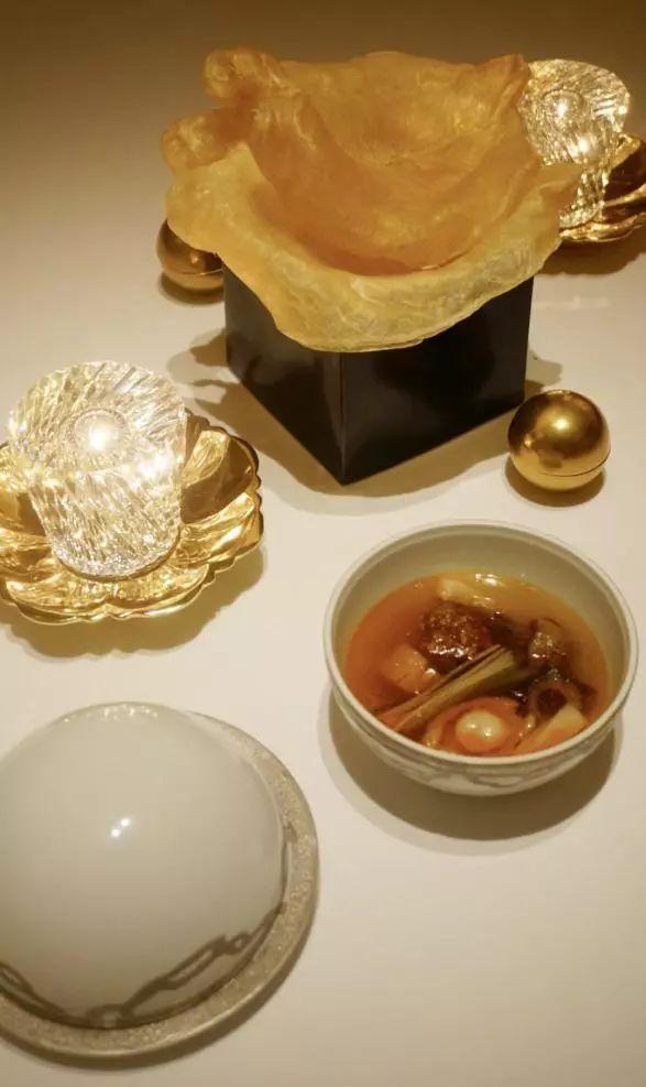 今晚澳門六開(kāi)獎(jiǎng)結(jié)果及彩票背后的故事，澳門六開(kāi)獎(jiǎng)結(jié)果揭曉，彩票背后的故事引人關(guān)注