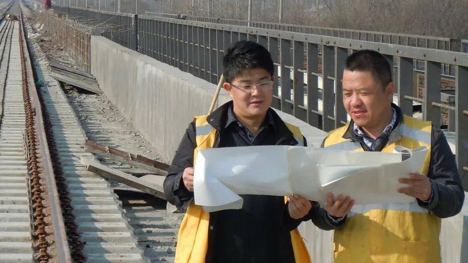 劉伯溫一肖期期淮，傳奇人物與神秘預(yù)測(cè)的背后故事，劉伯溫一肖期期淮，傳奇人物背后的神秘預(yù)測(cè)與故事揭秘