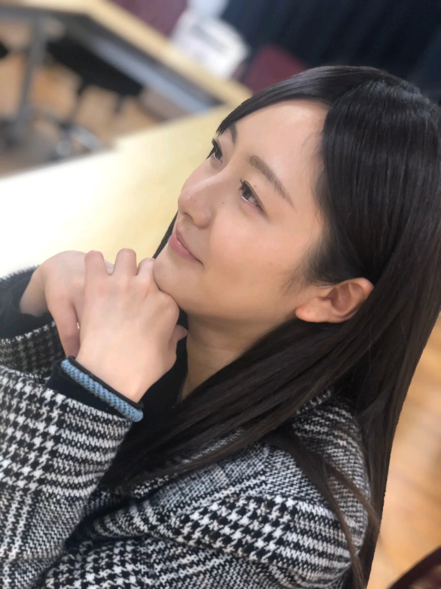 李勤勤個人資料及圖片簡介，揭開演藝界的魅力之星，李勤勤演藝生涯揭秘，魅力之星個人資料及圖片簡介