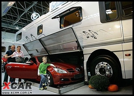 探索澳門未來(lái)，2025新澳門正版免費(fèi)資本車展望，澳門未來(lái)展望，2025資本車正版免費(fèi)探索之旅